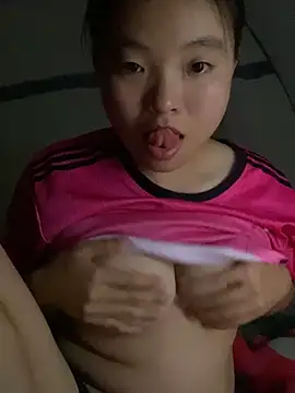 viluna online show from 10-26-25, 03:12