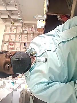 Snapshot of blackdick44 chatting on 09-15-25, 07:31 blackdick44 online show from 09-15-25, 07:31