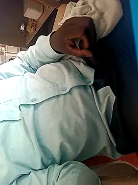 Snapshot of blackdick44 chatting on 09-21-25, 07:46 blackdick44 online show from 09-21-25, 07:46