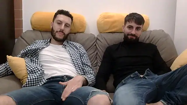 Amicisegreti online show from 04-14-26, 09:09