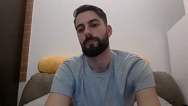 Amicisegreti online show from 02-03-26, 09:20