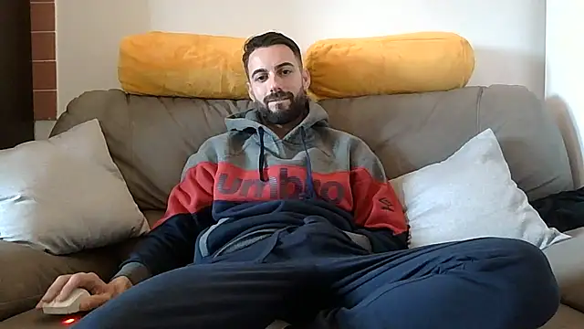 Amicisegreti online show from 02-20-26, 11:56