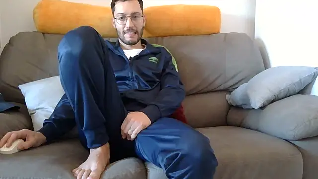 Amicisegreti online show from 03-25-26, 06:24