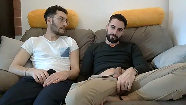 Amicisegreti online show from 03-24-26, 03:56