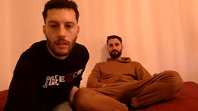 Amicisegreti online show from 03-28-26, 04:19