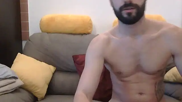 Amicisegreti online show from 11-20-25, 06:36