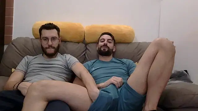 Amicisegreti online show from 12-04-25, 09:36