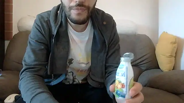 Amicisegreti online show from 04-04-26, 05:25