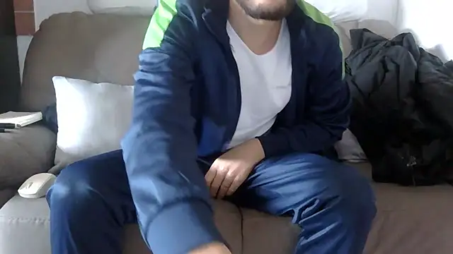 Amicisegreti online show from 01-15-26, 09:56