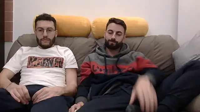 Amicisegreti online show from 02-24-26, 08:42