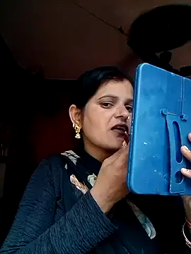 Snapshot of Sexy_hot66 chatting on 10-31-25, 08:11 Sexy hot66 online show from 10-31-25, 08:11