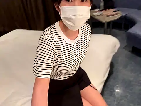 hikiwarinatto xoxo online show from 10-16-25, 10:01