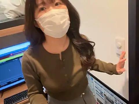 hikiwarinatto xoxo online show from 11-29-25, 06:13