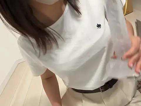 Snapshot of hikiwarinatto_xoxo chatting on 06-19-26, 11:53 hikiwarinatto xoxo online show from 06-19-26, 11:53