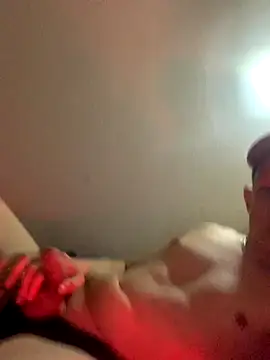 Snapshot of P44698 chatting on 12-04-25, 11:37 P44698 online show from 12-04-25, 11:37