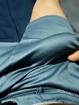 Aaia93 online show from 11-18-25, 06:17