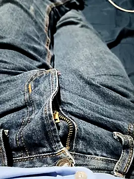 Aaia93 online show from 11-17-25, 12:47