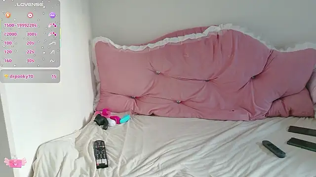 Sofia-sakura online show from 11-22-25, 10:08