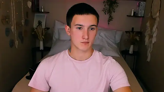 Snapshot of David__Diamond chatting on 09-10-25, 03:11 David Diamond online show from 09-10-25, 03:11