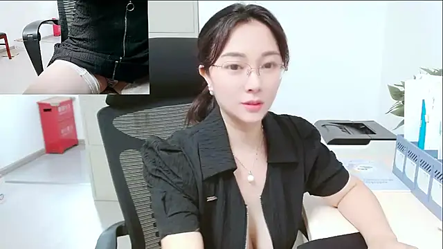OL-Lily online show from 09-14-25, 02:01