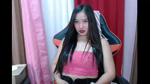 Snapshot of Chubby_HotLady chatting on 02-15-26, 01:32 Chubby HotLady online show from 02-15-26, 01:32