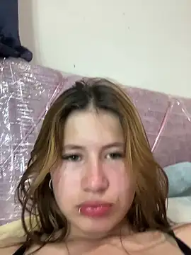 Olivia11  online show from 11-18-25, 11:15