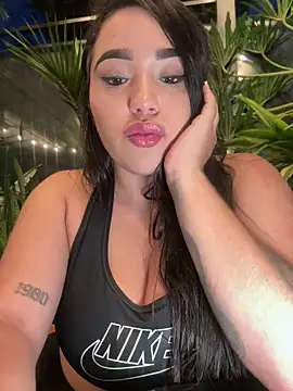 SofiaWildee online show from 06-19-26, 11:42