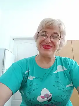 Snapshot of 52MiaLove02 chatting on 05-28-26, 04:53 52MiaLove02 online show from 05-28-26, 04:53