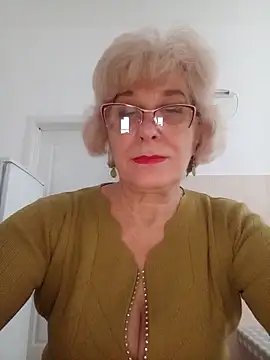 52MiaLove02 online show from 11-06-25, 05:33