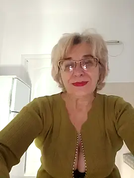 52MiaLove02 online show from 12-05-25, 05:39