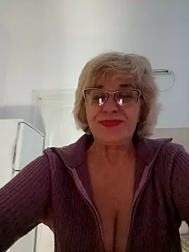 52MiaLove02 online show from 12-01-25, 05:41