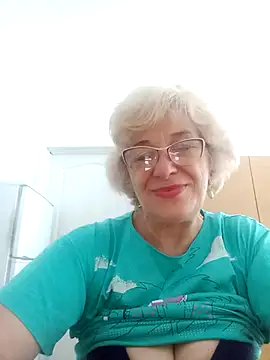 Snapshot of 52MiaLove02 chatting on 07-09-26, 05:08 52MiaLove02 online show from 07-09-26, 05:08