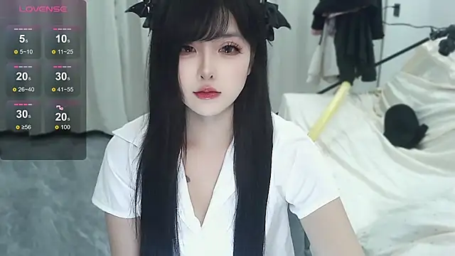 Snapshot of -caicai chatting on 05-30-26, 12:22 -caicai online show from 05-30-26, 12:22