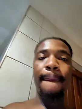 Snapshot of Cianda24 chatting on 02-20-26, 08:33 Cianda24 online show from 02-20-26, 08:33