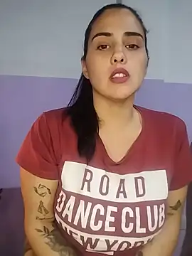 Snapshot of kariciasecreta chatting on 06-06-26, 02:39 kariciasecreta online show from 06-06-26, 02:39