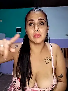 kariciasecreta online show from 04-15-26, 12:38