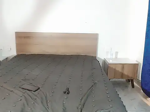 Pamelaebonyyyx online show from 04-13-26, 03:05