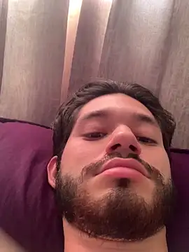 pitudo1313wuero online show from 10-29-25, 09:47