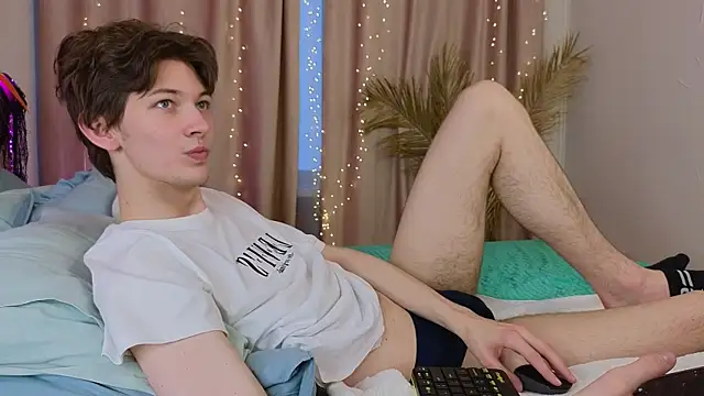  Den1s  online show from 11-08-25, 12:20