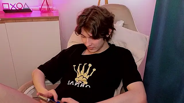  Den1s  online show from 02-20-26, 12:51