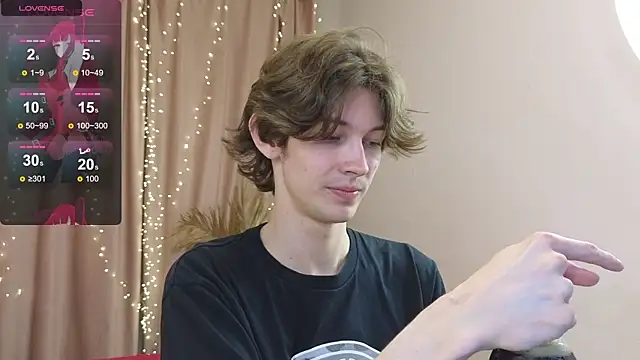  Den1s  online show from 10-26-25, 03:34