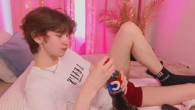  Den1s  online show from 02-11-26, 12:38