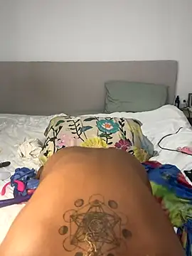 x deluLuz x online show from 10-29-25, 07:18