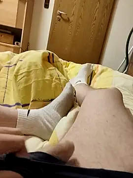 boxerundsocken91 online show from 12-19-25, 02:41