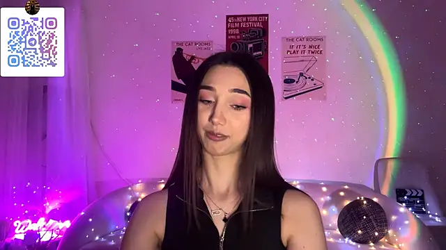 LinaMour online show from 04-12-26, 10:24