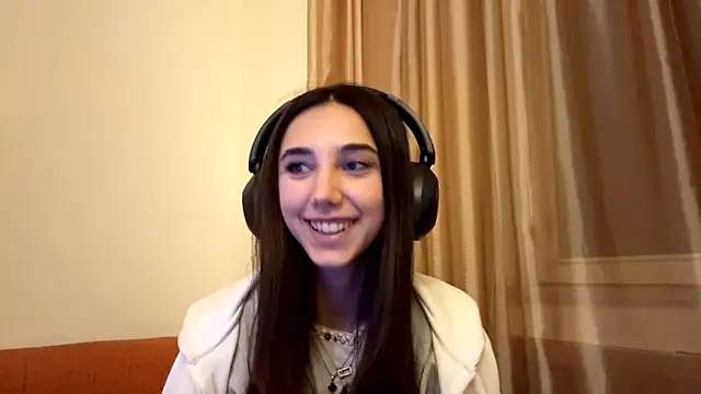 LinaMour online show from 09-28-25, 11:12