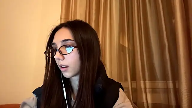 LinaMour online show from 09-29-25, 10:15