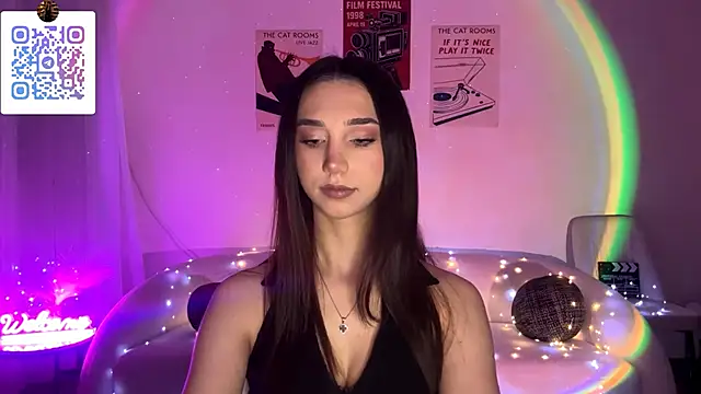 LinaMour online show from 04-17-26, 11:07