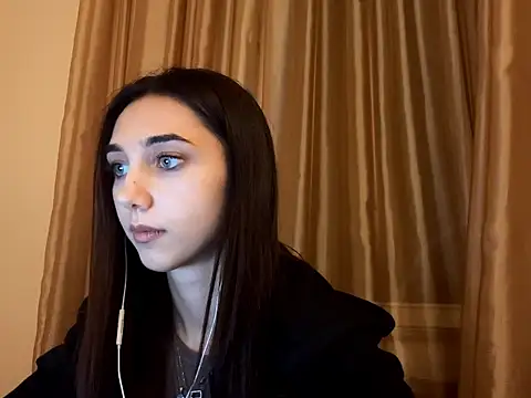 LinaMour online show from 09-21-25, 11:10