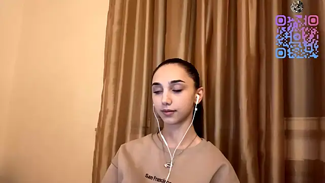 LinaMour online show from 10-17-25, 10:11